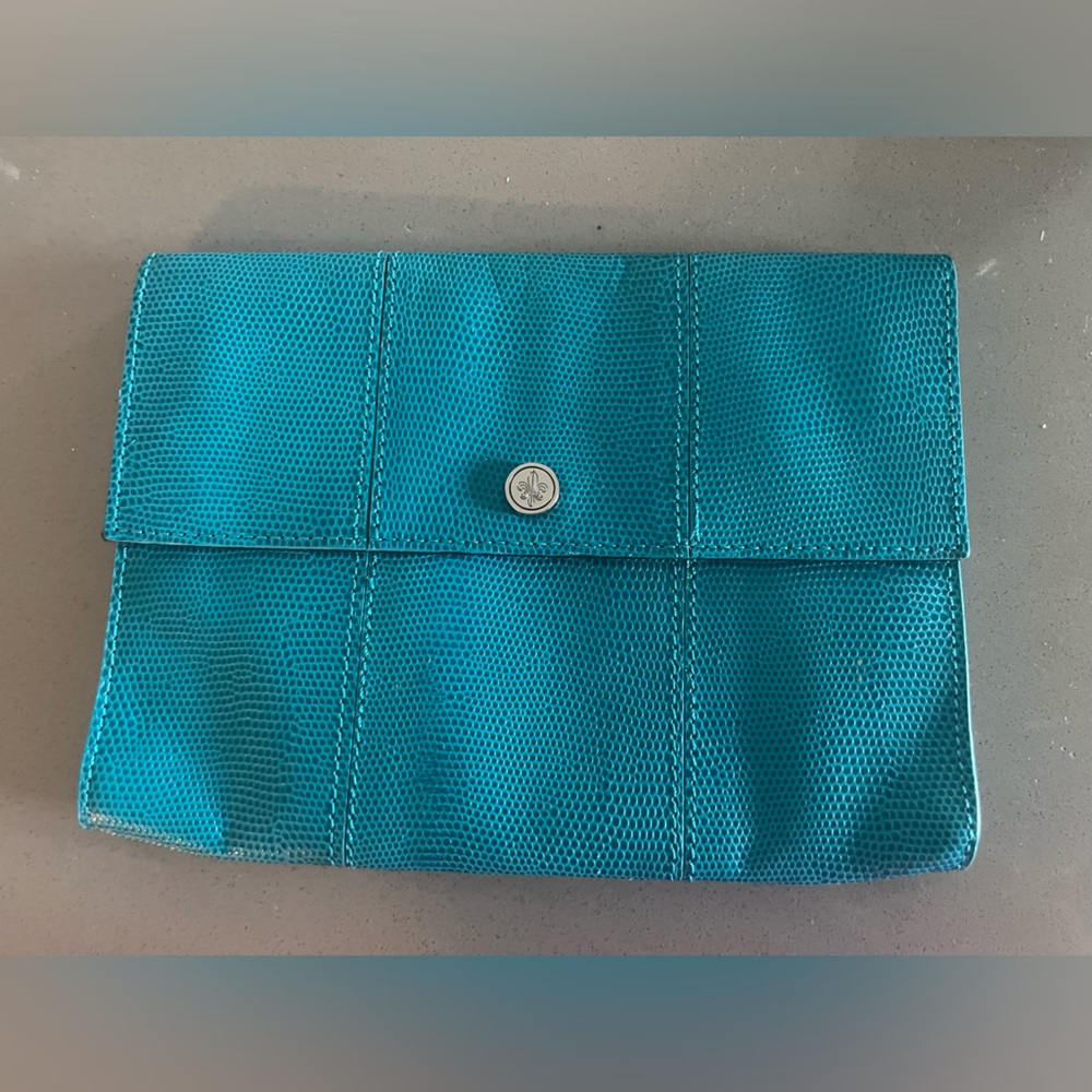 EUC! club Monaco turquoise clutch